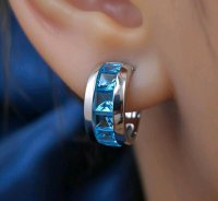 Ohrringe Creolen 750 Gold Blauer Topas 4 ct - Bild 6