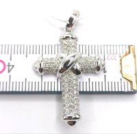 Kreuzanhänger 585 Gold mit 0,66 ct Diamant - Bild 7