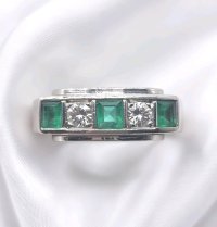 Ring 585 Gelbgold Smaragd 0,4 ct Diamant 0,2 ct - Bild 3
