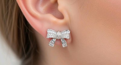 Ohrringe 750 Gold 0,56 ct Diamant Stecker