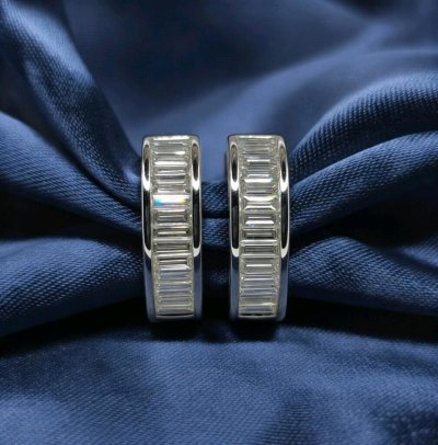 Ohrringe 585 Gold mit 0,62 ct Diamant