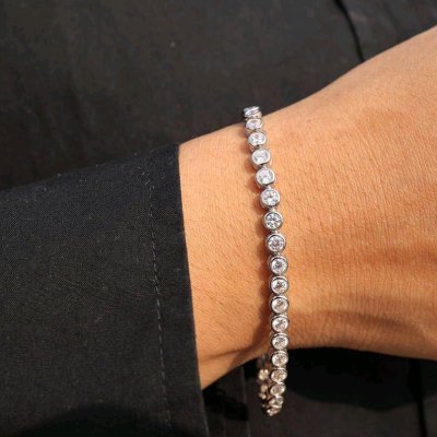 Tennisarmband 750 Gold mit 3,64 ct Diamanten