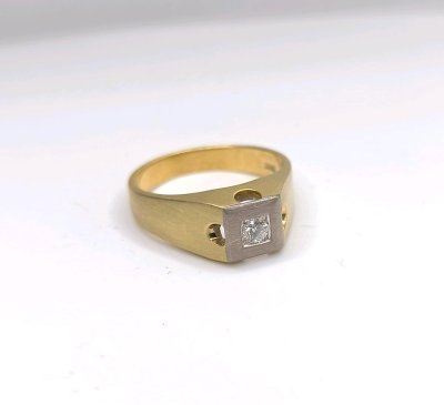 Siegelring 585 Gelbgold mit 0,45 ct Diamant