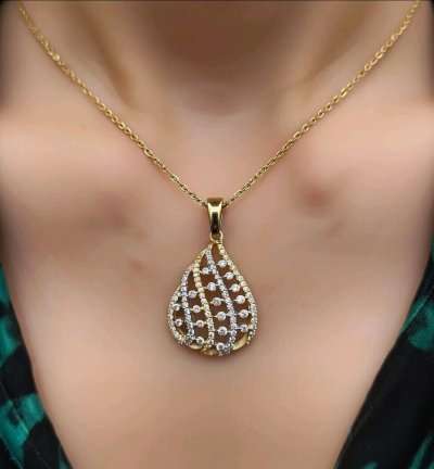 Anhänger 750 Gold mit Diamant 0,45 ct