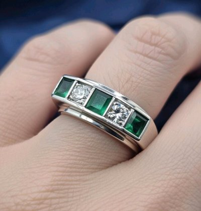 Ring 585 Gelbgold Smaragd 0,4 ct Diamant 0,2 ct